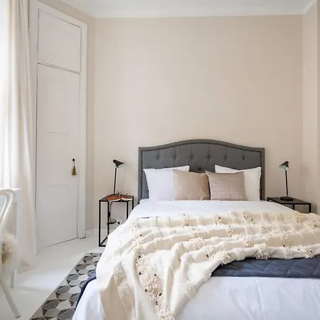 Roost Albert 10 A * Ελσίνκι